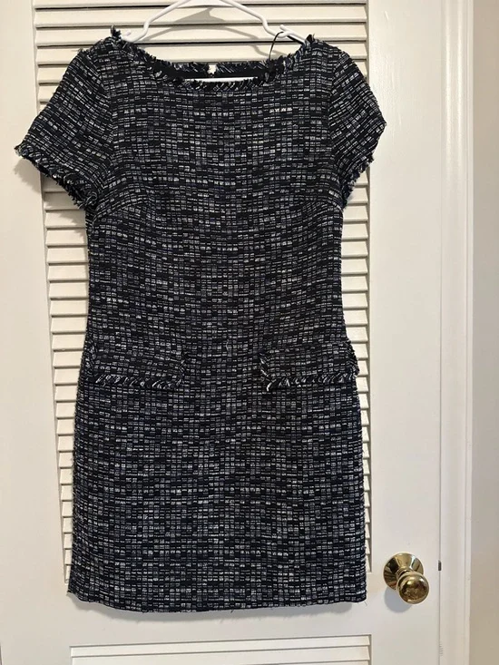 Banana Republic Navy and White Tweed Short-Sleeve Sheath Dress - Picture 4 of 4